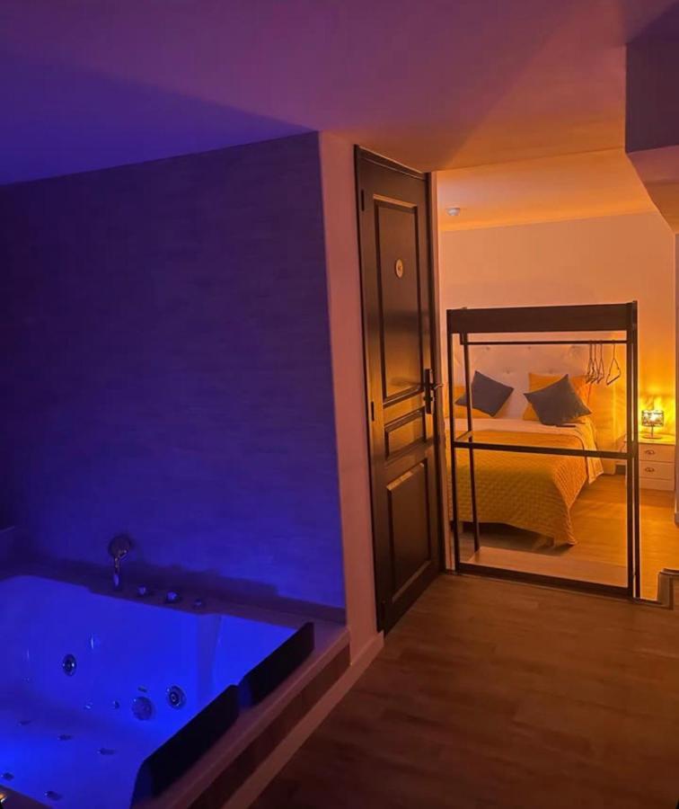 Magnifique Loft 35M2 Jacuzzi Rvb Night 1 Hotel Amiens Exterior photo